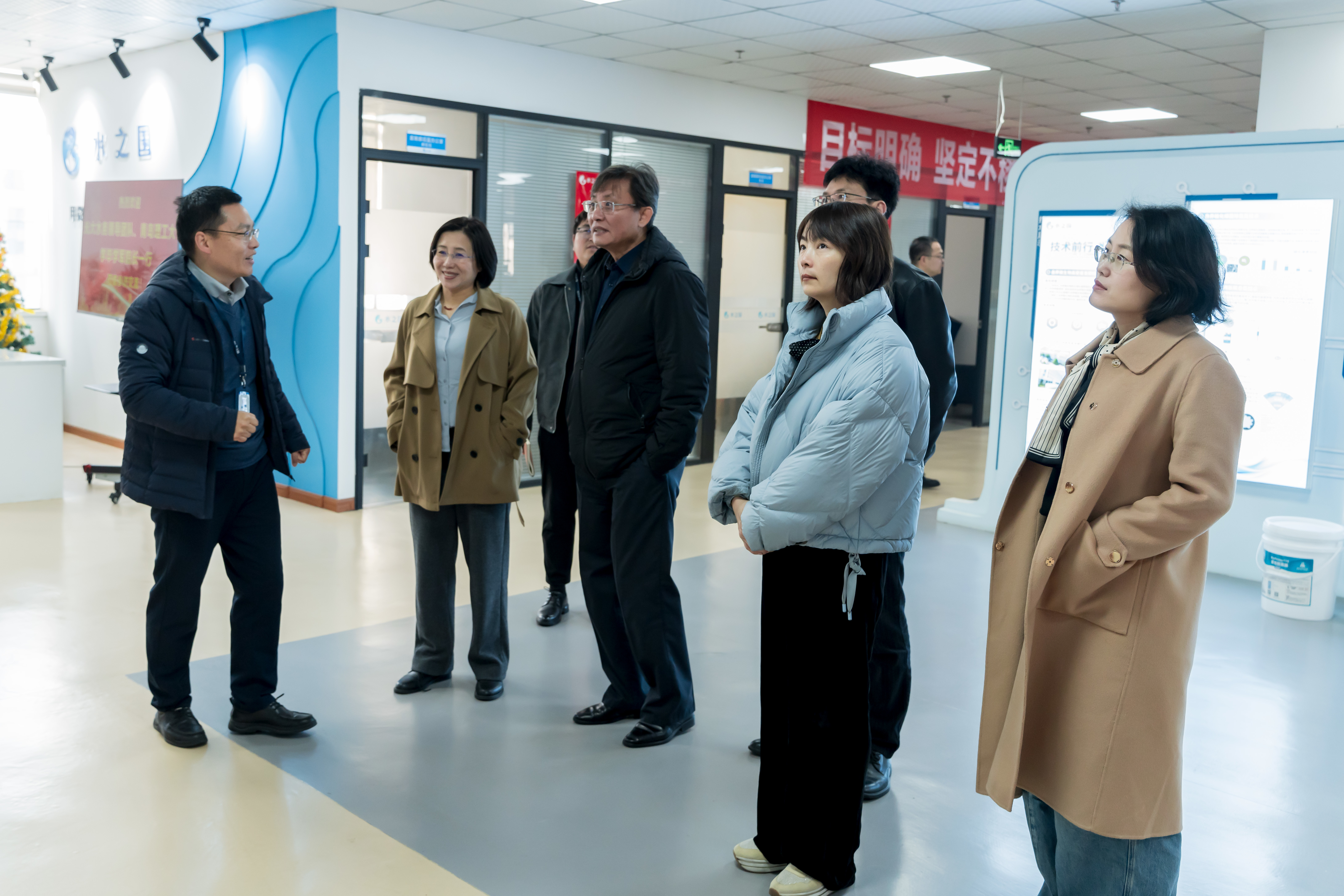 深入污水科技前沿，青岛理工&光大水务莅临J9直营集团参观交流！